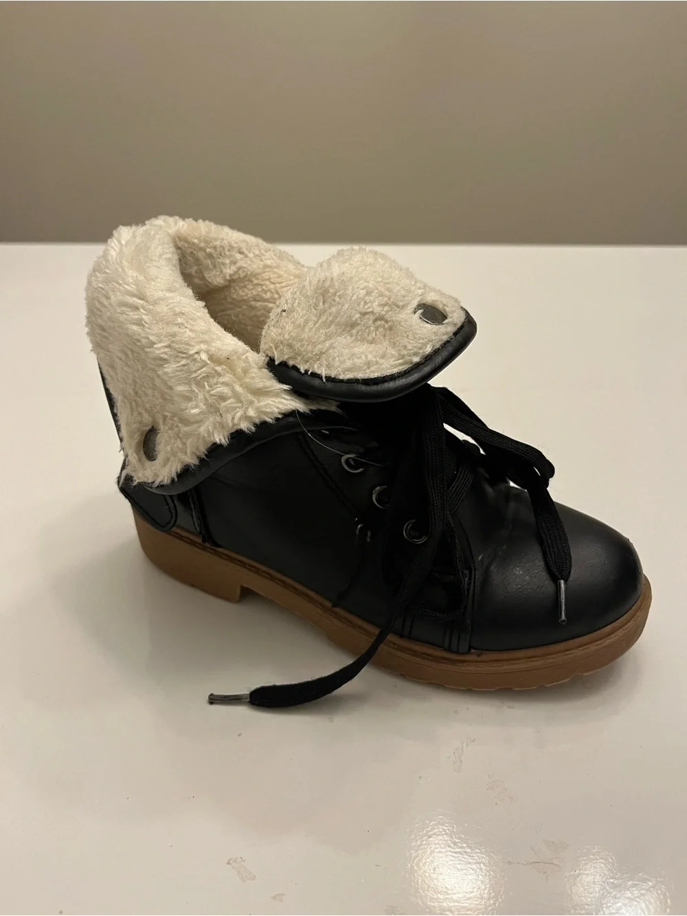 Olivia Miller Black Lace-Up Kids Boots with Tan Sole Size 1